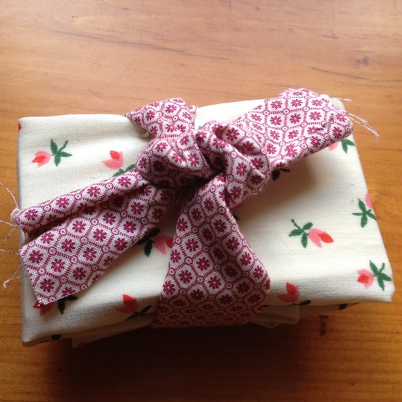 Earring bundle preview - Picture 3 of 3