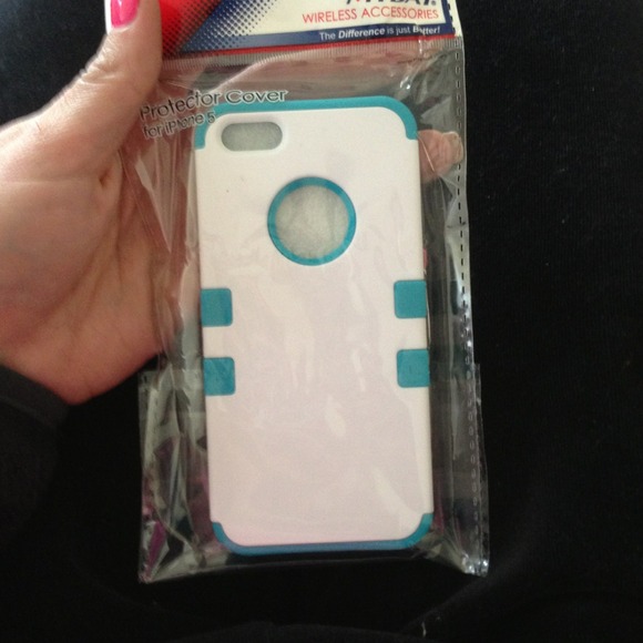 iphone 5 hybrid case (reduced)