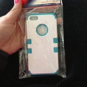 iphone 5 hybrid case (reduced)