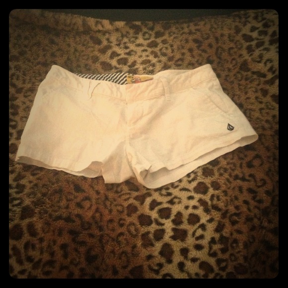 Volcom Shorts💋 🚫sold🚫
