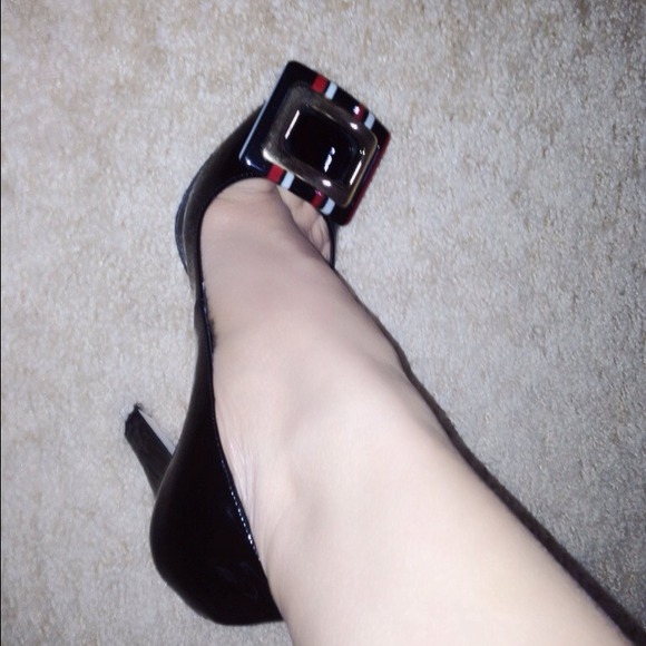 Kate Spade Black Patent Heels - Picture 3 of 3