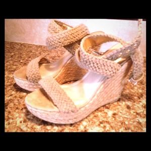 Cute wedges for spring!