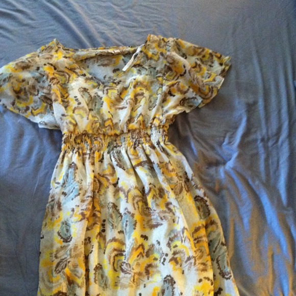 Dress - Picture 2 of 3