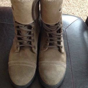 Authentic Steve Madden boots