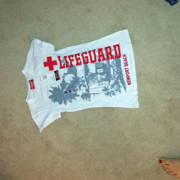 Newport beach tee shirt - Picture 1 of 2