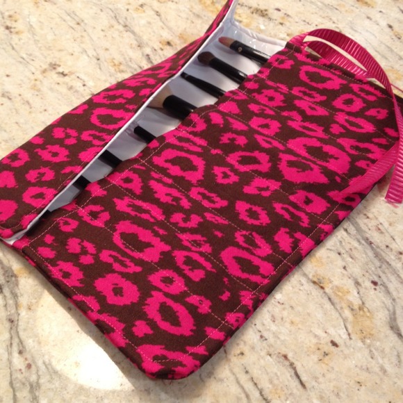 Make up brush roll - Picture 2 of 4