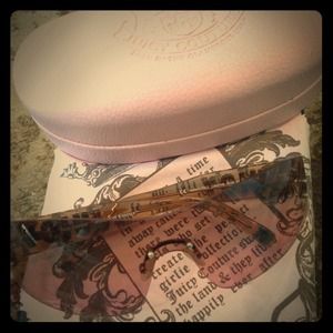 ❌SOLD❌👍Juicy couture sun glasses