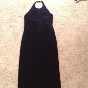 $$REDUCED$$ Laundry by Shelli Segal Maxi Velvet