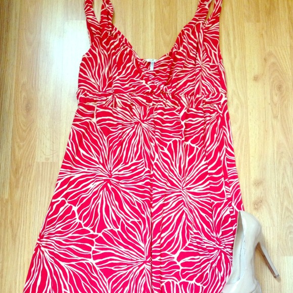 🚫Sold🚫 Red and cream summer dress!
