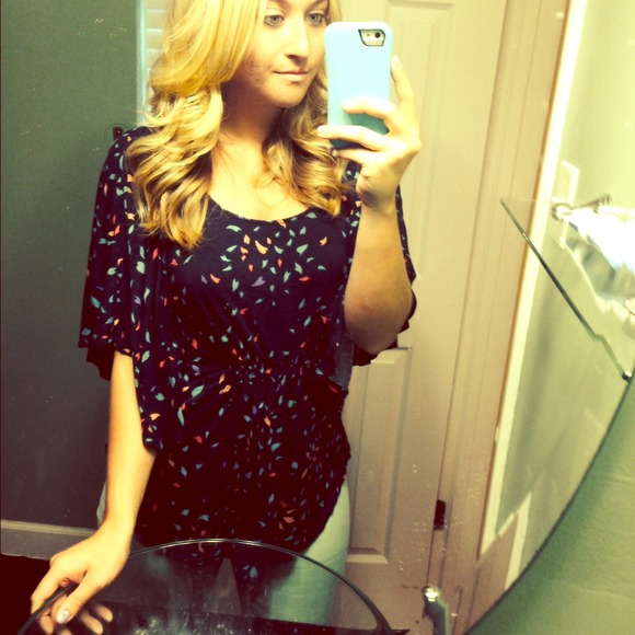 Super flowy top.