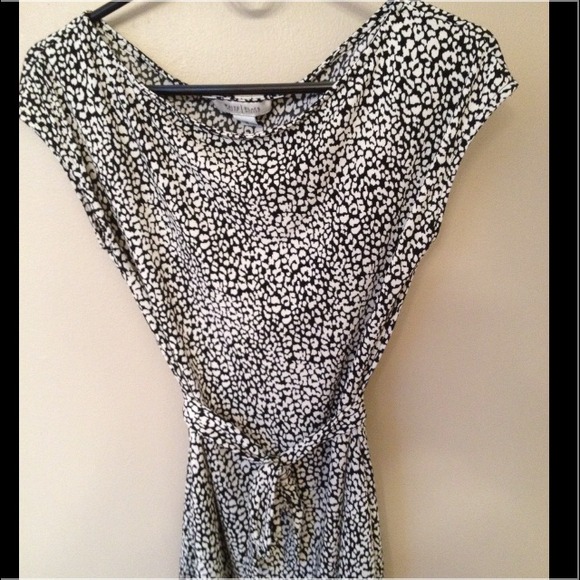 White House Black Market Top
