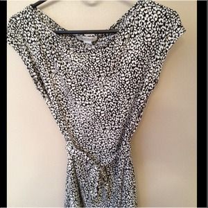 White House Black Market Top