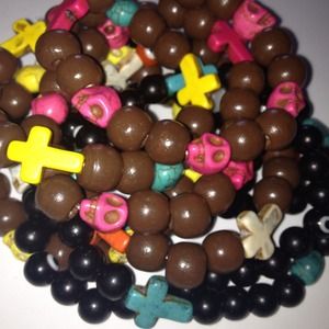 BRAND NEW never worn hand crafted wooded bracelets