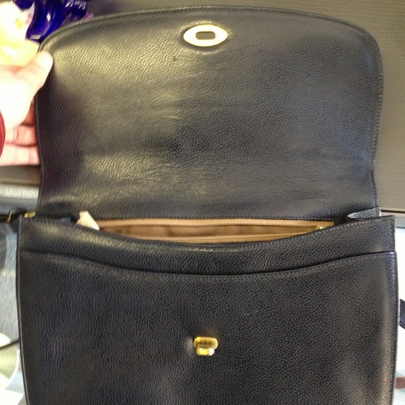 Coach leather bag - Picture 2 of 2