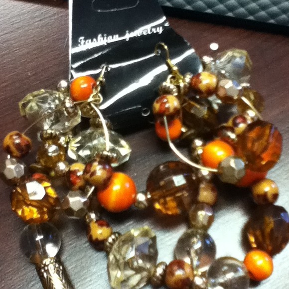 Just reduce Beautiful orange set - Picture 2 of 4