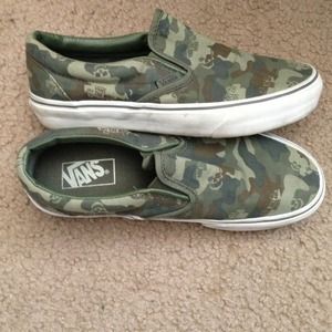 Vans slip on size 8 💥HOST PICK💥