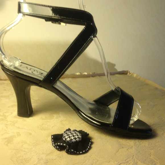Lady Jane sample Kimberly  sandal - Picture 3 of 3