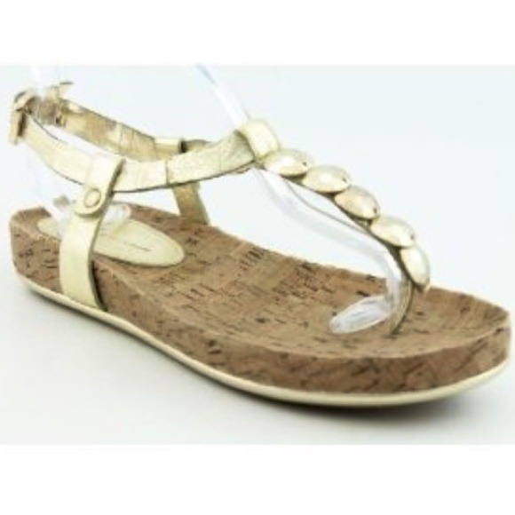 ❌SOLD❌ I.N.C Gold Susan Sandal