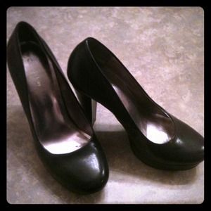 Calvin Klein pumps