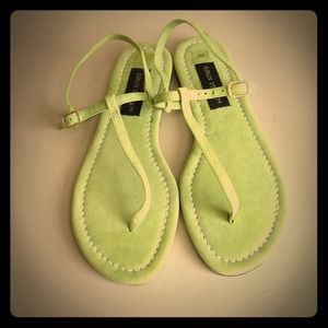NWOT Leather Colin Stuart Lime Sandals