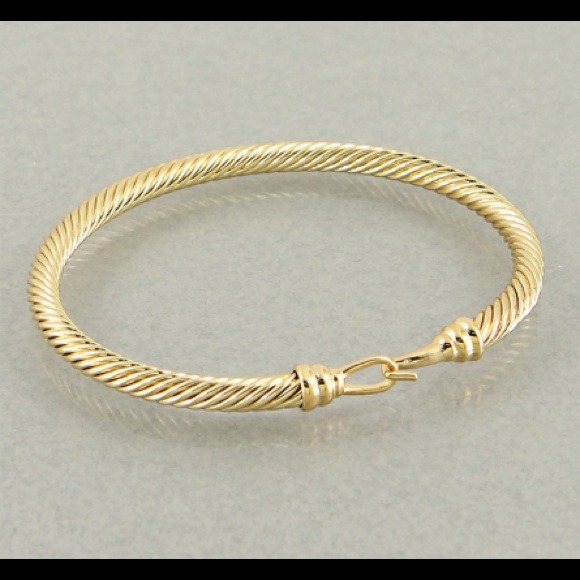 Jewelry - Gold Cable Hook Bracelet