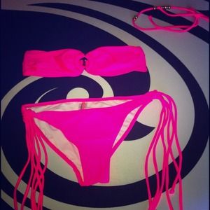 hot pink bathing suit 2- piece💖