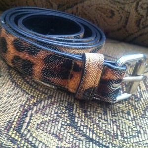 Leapord print belt