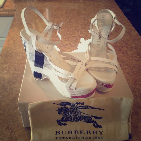 Burberry shoes