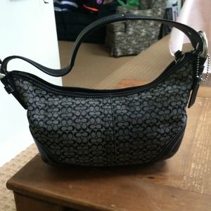 Tbeaner trade/bundle Coach authentic Soho Mini Sig