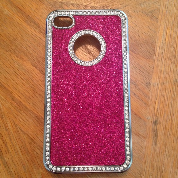 Accessories - Super blingy iPhone case 4/4s!