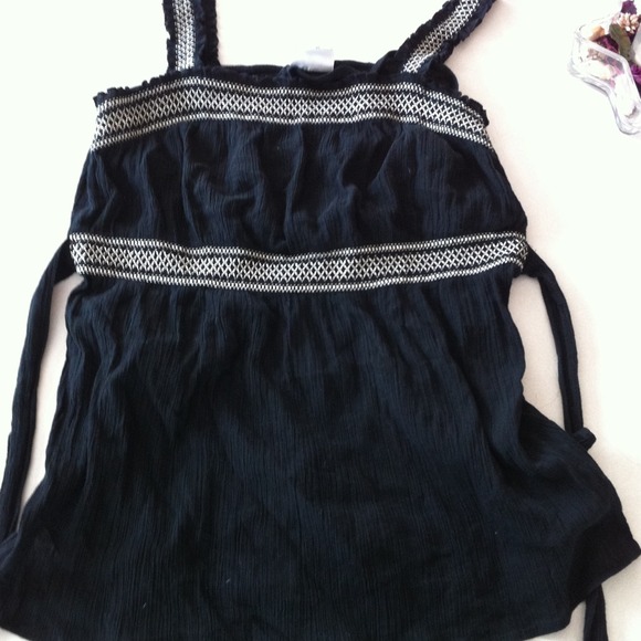 Black/white Maternity Tank w/ ties
