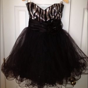 Brand new semi formal tulle dress!