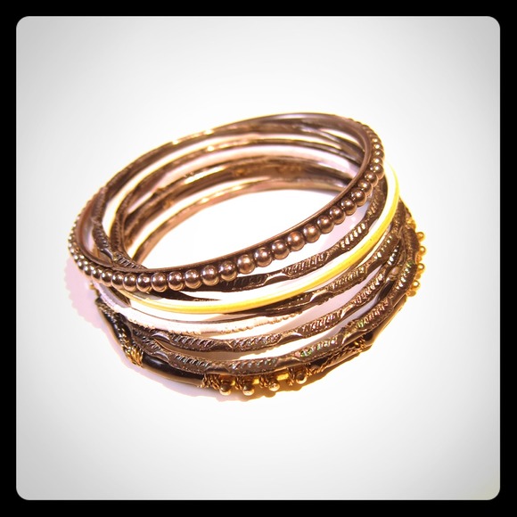 A piece of India - black