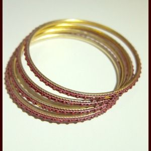 A piece of India - burgundy