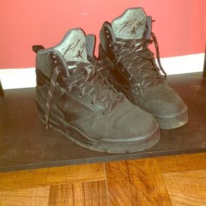 Black Air Jordan Flight