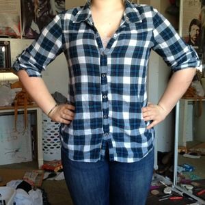 Plaid three fourths sleeve