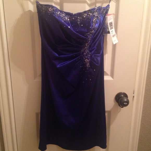 Strapless dress