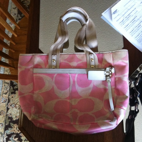 Authentic coach purse
