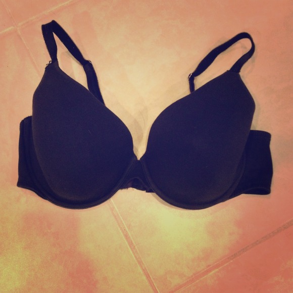 Victoria's Secret underwire bra bundle
