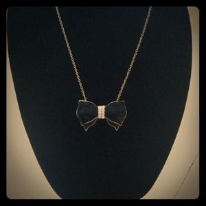 Bow Necklace 🎀