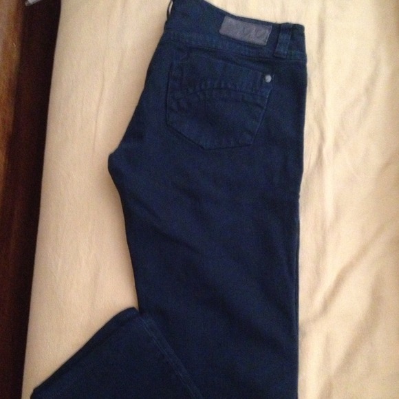 Level 99 dark navy blue jeans size 27
