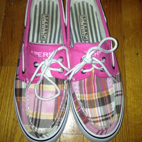 🚫🚫🚫⛔Sperrys  topsider Plaid boat shoes🎀SOLD!!⛔