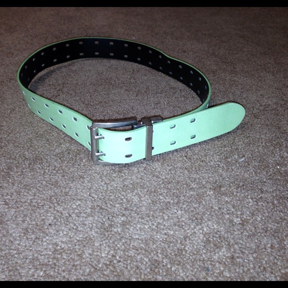 ❌SOLD❌Light green reversible belt!