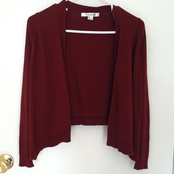 Maroon sweater - Picture 1 of 2