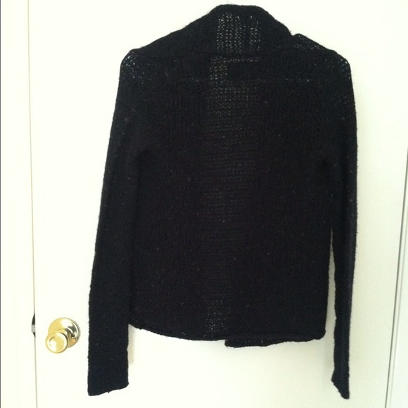 ❌❌❌SOLD❌❌❌Sweater - Picture 2 of 2