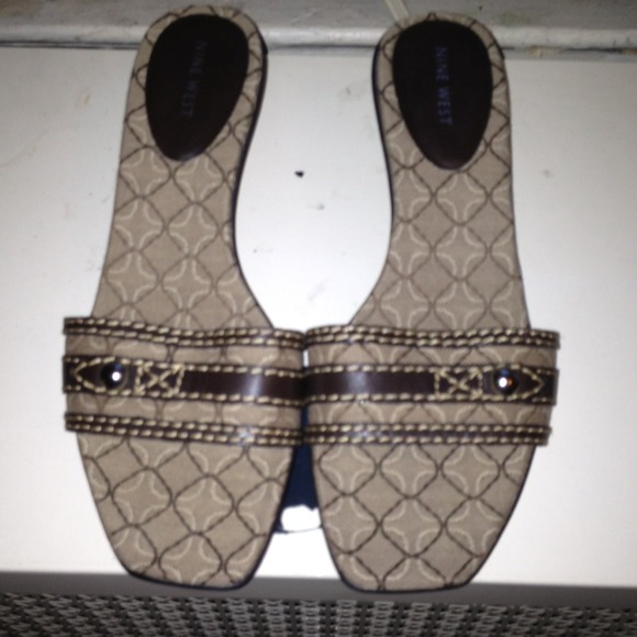Nine West sandals**REserved for Janice57