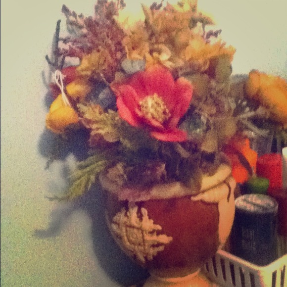 Fake flower pot for night stand