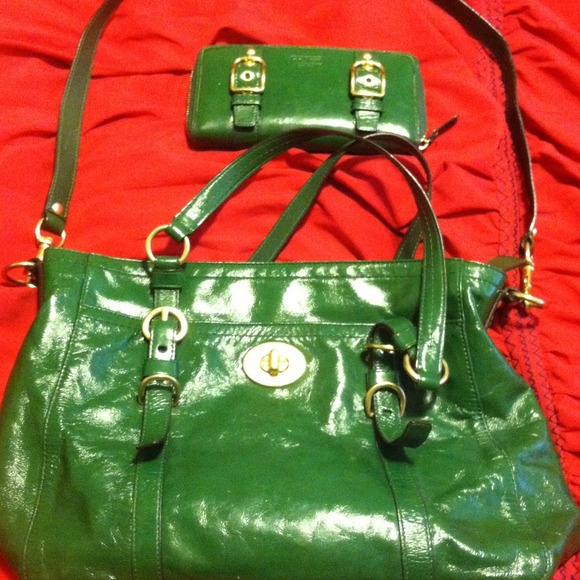 ♦Reserved♦Authentic Coach