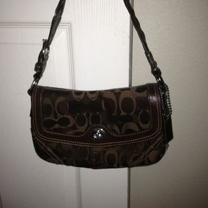 Small coach purse in excellent condition