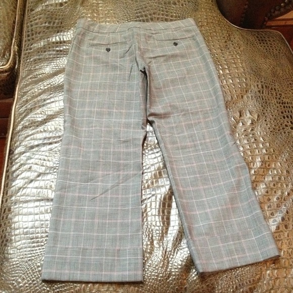 Express Editor Capris size 6 - Picture 2 of 4